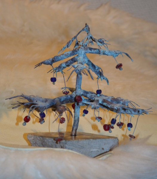 Click here to view 2015 Christmas Tree by Natalie Brown